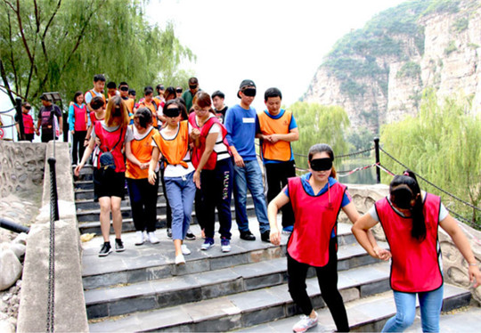 西安青少年拓展团建,西安公司团建聚会去哪里比较好,西安哪些地方适合团建