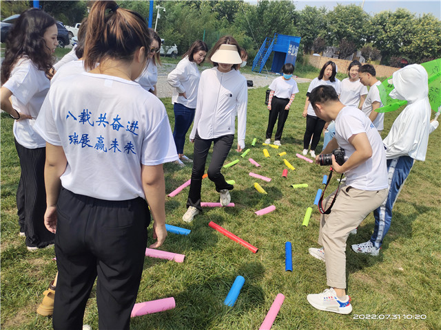 西安户外拓展团建公司,西安青少年军训拓展营地,西安周边户外拓展训练