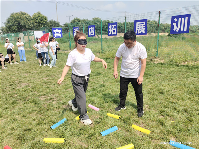 西安周边集体拓展团建,西安哪个农家乐可以做拓展训练,西安野营拓展团建