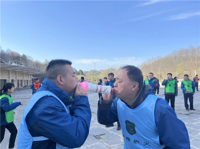 西安农家乐的拓展团建,西安周边素质拓展团建,西安青少年户外拓展公司