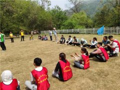 西安青少年户外拓展团建_西安周边团建拓展基地