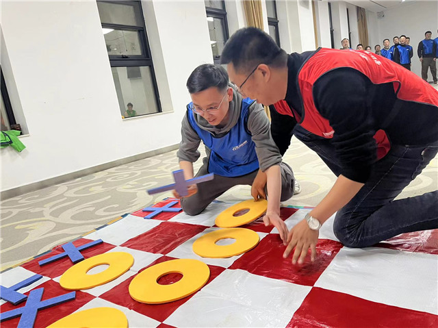 西安企业拓展团建公司,西安户外拓展露营公司,西安农家乐拓展团建活动